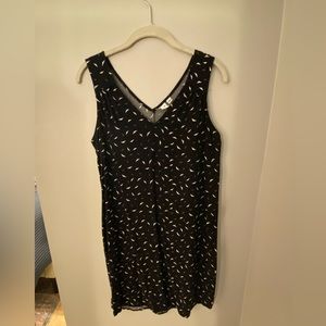 Gap black and white dress